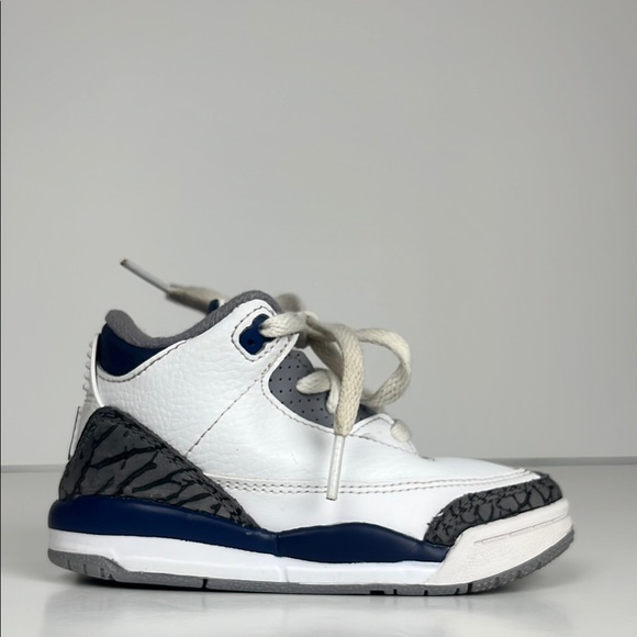 Jordan 3 Retro Midnight Navy‎ Sneakers / SZ 7C